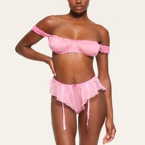 SKIMS Romance Chiffon Crop top lingerie Size Small- Bubblegum pink